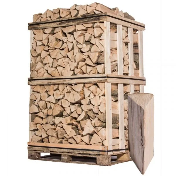 Trockenes Brennholz